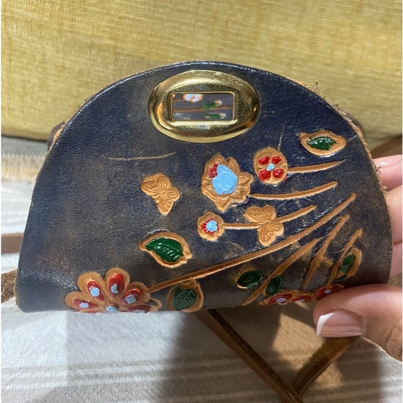 Mini Handmade Peruvian Tooled Leather Cross Body Purse - Picture 3 of 12